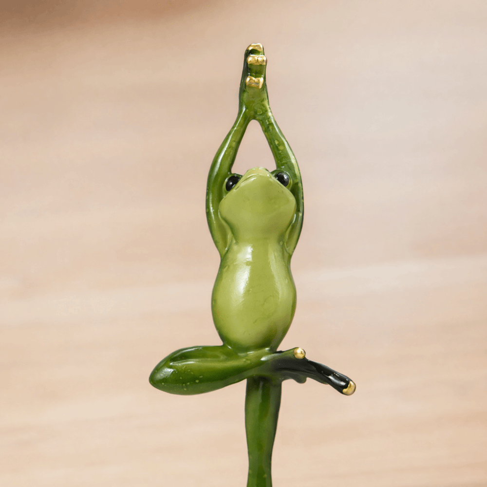 Resin Yoga Pose Amphibian Resi - Interior Design Concept recension och pris